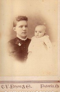 Corabell Hearn with daughter Grace "Gracie" 1889